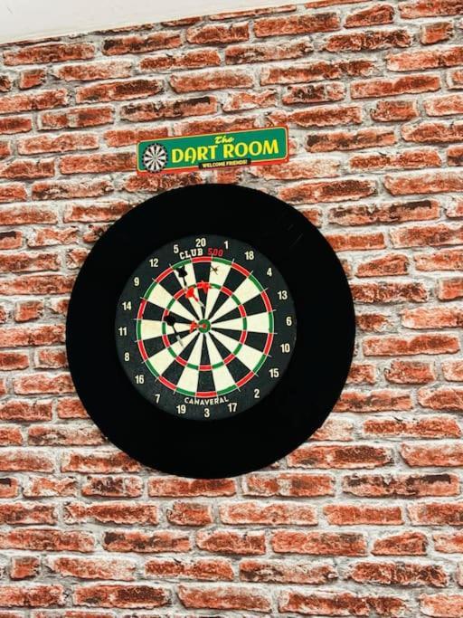 Apartment A&m Games And *